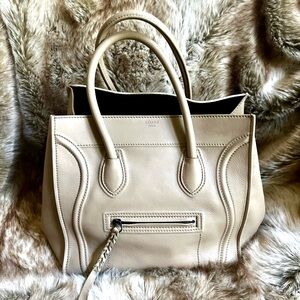 ✨ Celine Phantom Luggage Tote  ✨